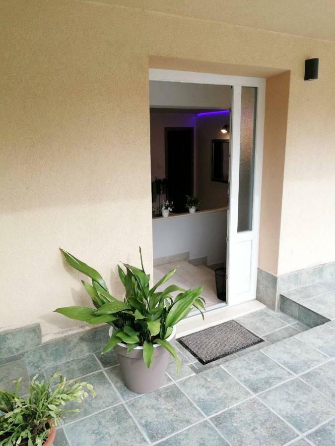 Apartman Unka Metković エクステリア 写真